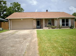 8523 Elmhaven Rd, La Porte, TX 77571