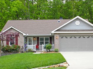 303 Lakeview Dr, Fairfield Glade, TN 38558