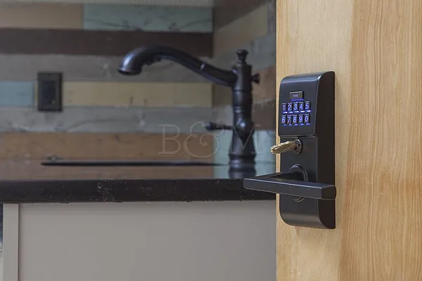 Rented by Brick&Mortar | media 25