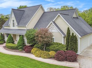 171 Donna Mae, Leonard, MI