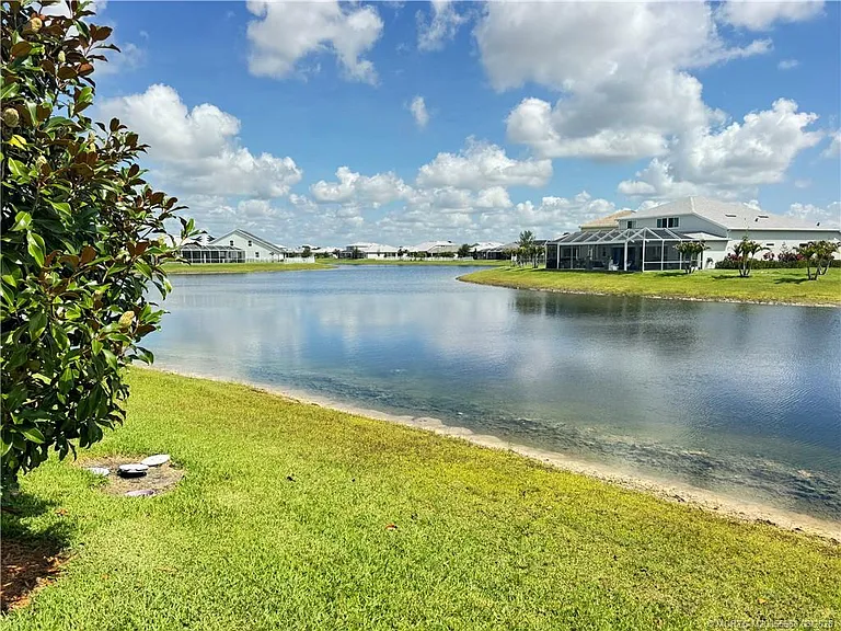 10214 SW Captiva Dr — Photo 21