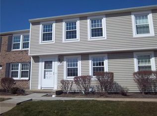 7383 Willowrun Dr UNIT B, Mentor, OH
