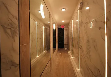 Rented by Loom Capital Group Inc.