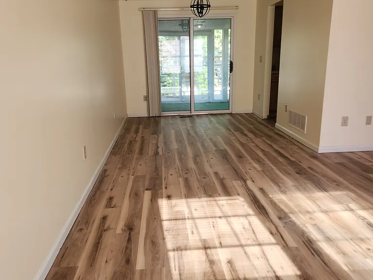 7857 Cobdon Ave — Photo 5