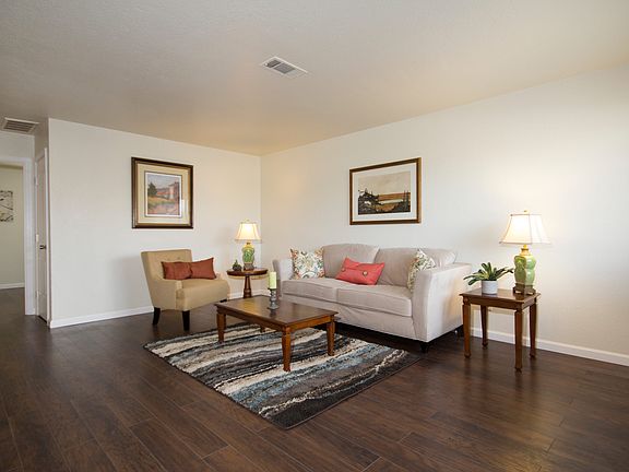 3rd image of 313 Lawton St APT 8
