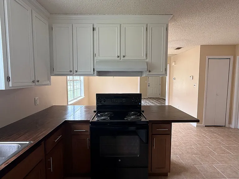 4069 Chadwyck Dr — Photo 5