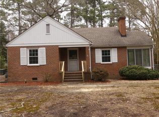 114 Cook Rd, Yorktown, VA 23690