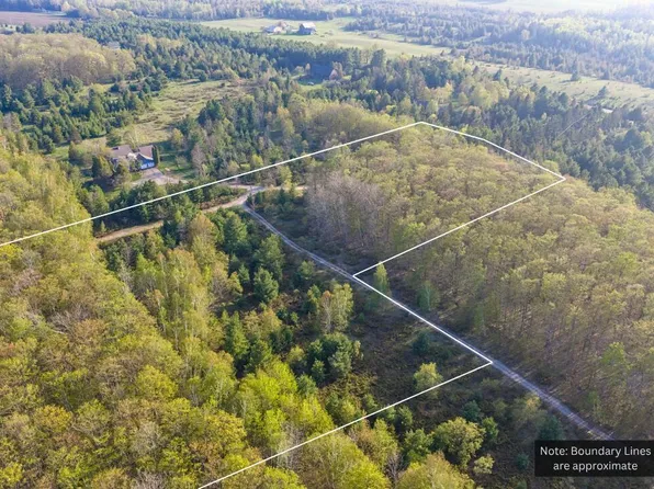 4 High Plateau Woods Ln, Baileys Harbor, WI 54202