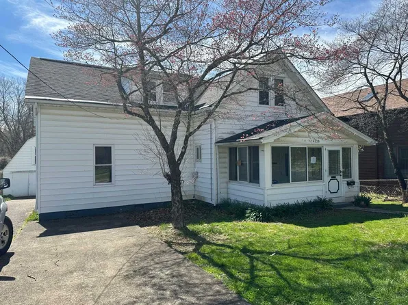 4239 Auburn Rd, Huntington, WV 25704