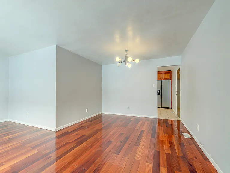 15481 Duxbury Way — Photo 11