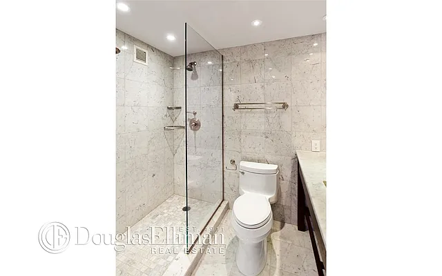 Rented by Douglas Elliman | media 13