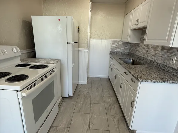 111 Hamilton St #1-R, Worcester, MA 01604