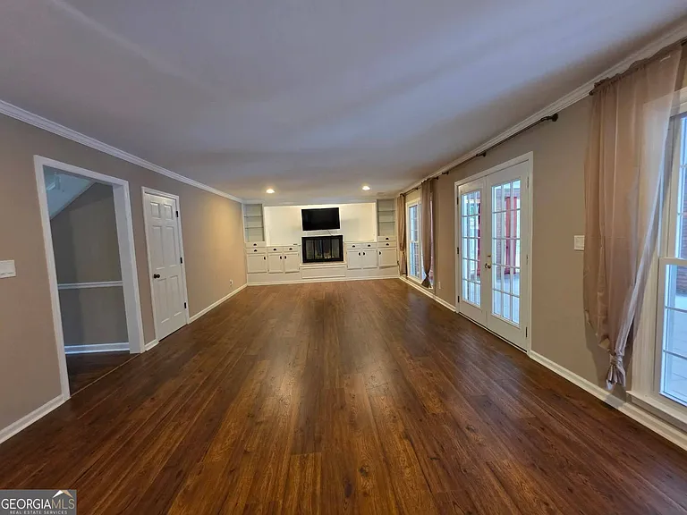 1531 Dartmouth Ct — Photo 33