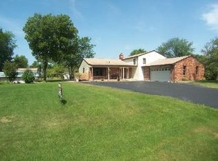 2761 Farm View Rd, New Lenox, IL 60451
