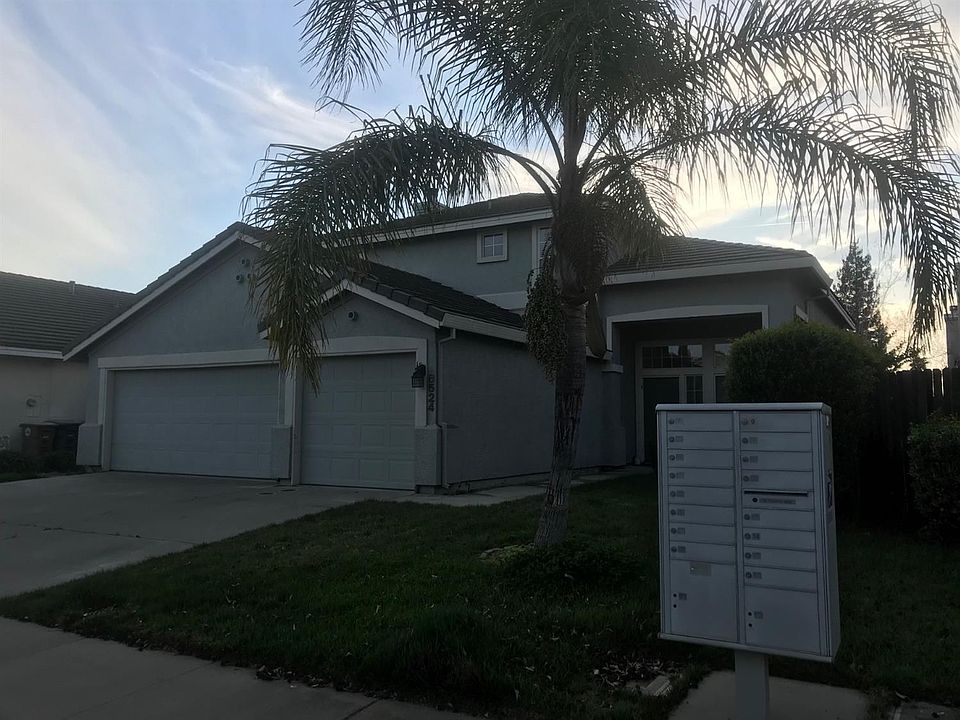 2nd image of 8524 Blackberry Way
