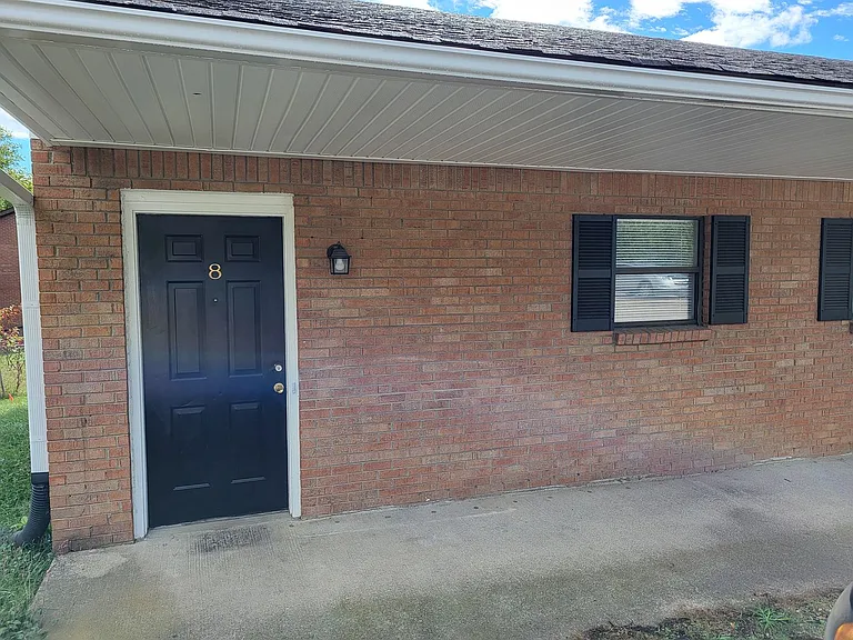 365 Gibson Ln — Photo 8