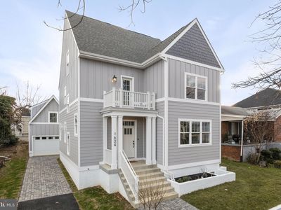 1624 12th St S, Arlington, VA, 22204