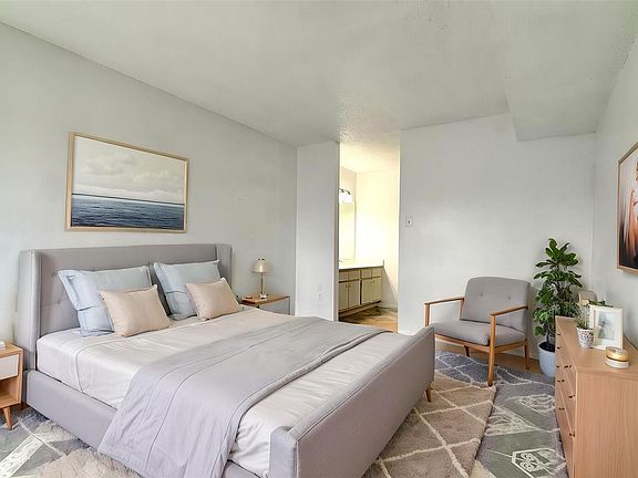 5th image of 11889 Bob White Dr APT 834