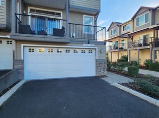 712 NW 118th Ave APT 105, Portland, OR 97229