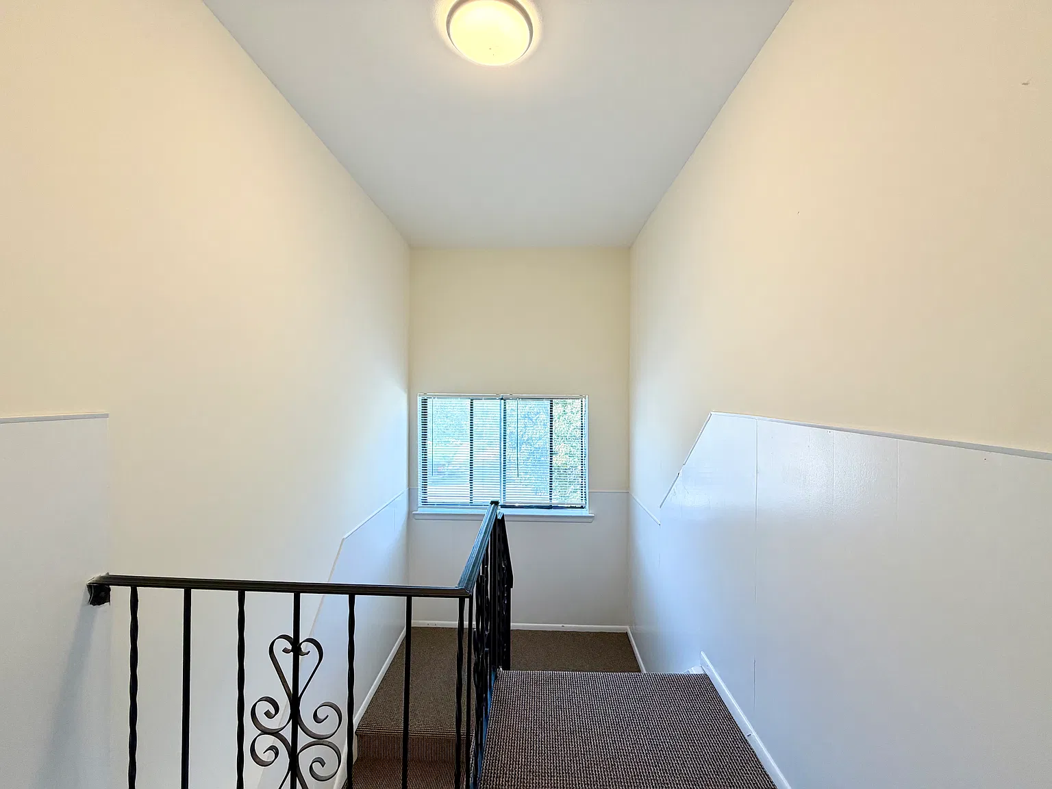 3 bed, 1166 sqft, $2,900 — Photo 3