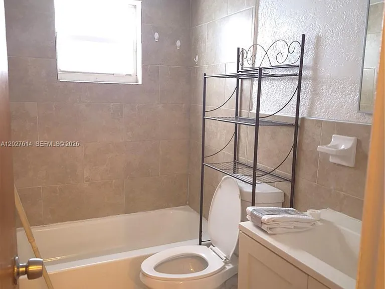 7041 Pembroke Rd #2 — Photo 8