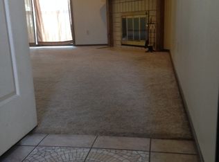 5713 SW 22nd Ter APT 3, Topeka, KS 66614