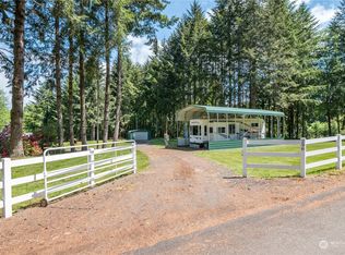 296 Cedar Hills Rd, Longview, WA 98632