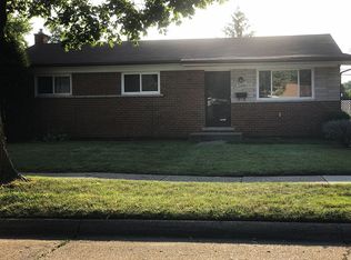 30207 Flanders Ave, Warren, MI 48088