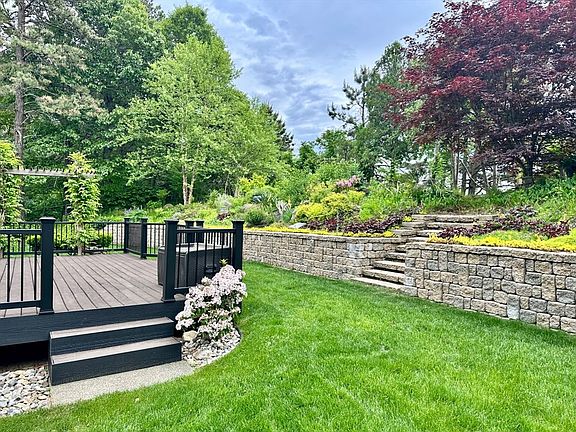 2nd image of 608 Pinewood Dr