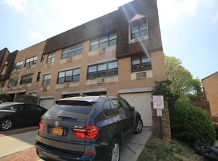 240-22b 70th Ave #2, douglaston, NY 11362
