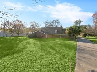 19533 Plank Rd, Zachary, LA 70791