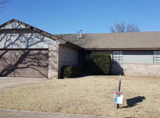 1357 NW 6th Pl, Moore, OK 73170