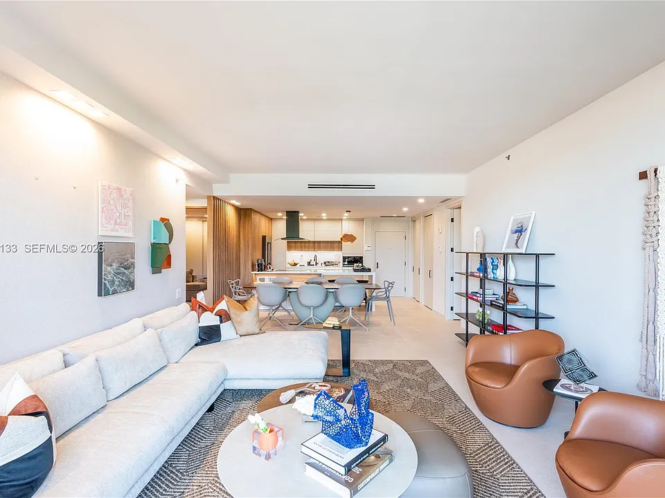 251 Crandon Blvd #306