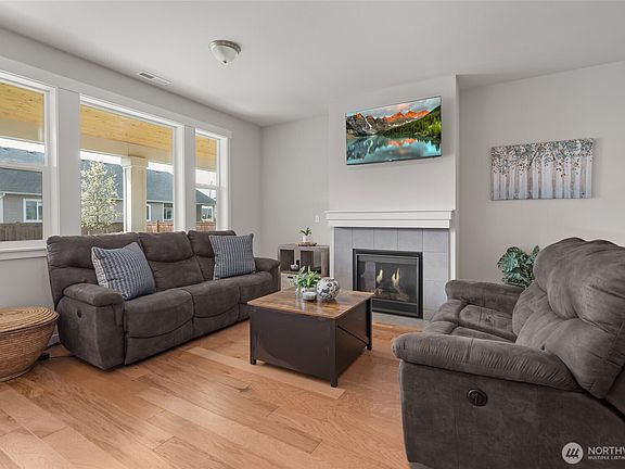 3rd image of 1768 E Rio Vista Avenue