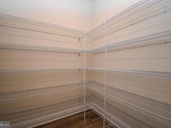 5th image of 24723 Chester Ln