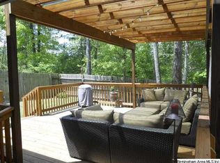 137 Springdale Dr, Mount Olive, AL 35117