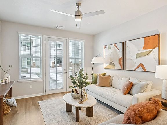 2nd image of 400 Spring Cress Rd #110