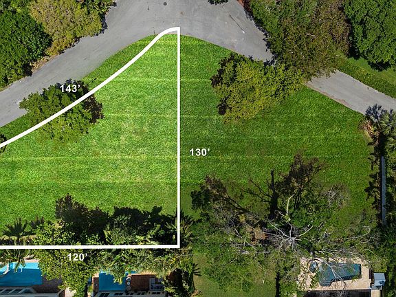 2nd image of 800 W Fern Drive
