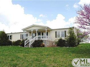 213 Williams Rd, Westmoreland, TN 37186