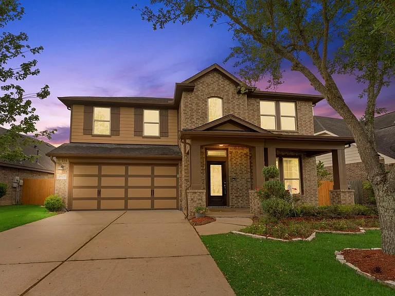 19415 Bronte Springs Ct — Photo 4
