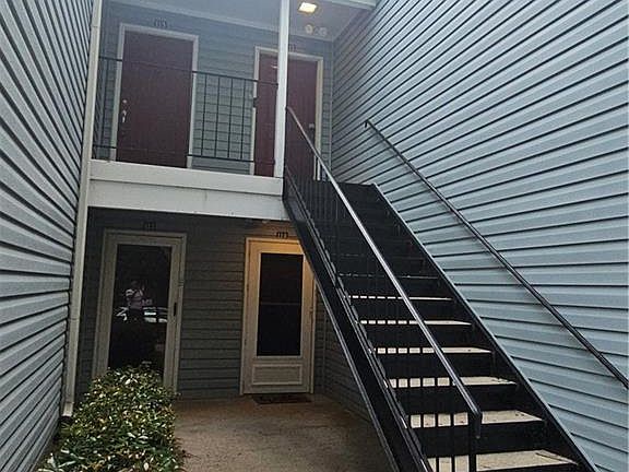 4th image of 113 Hampshire Ct #113