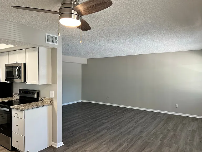 600 Wildwood Way — Photo 5