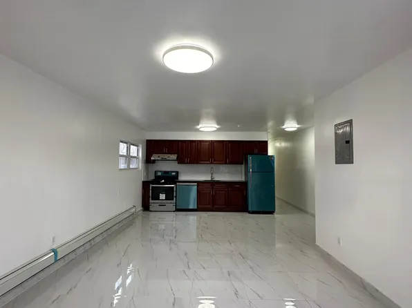 117 Winham Ave Floor 2, Staten Island, NY 10306