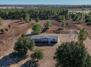 5375 Suncrest Rd, Marianna, FL 32448