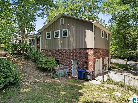 4th image of 1112 Mountain Oaks Dr