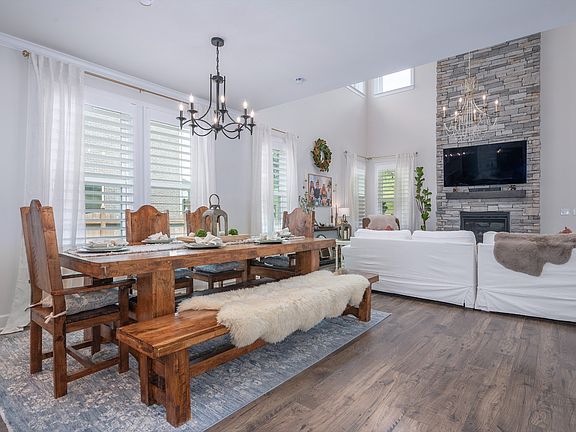 4th image of 108 Windtree Club Dr