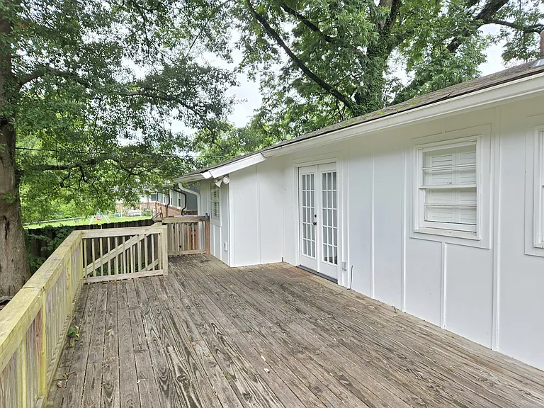 109 Knoll Crest Dr — Photo 4