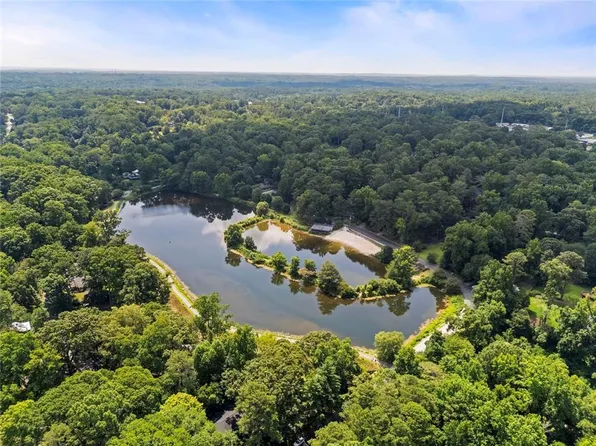 4553 Park Dr, Pine Lake, GA 30072