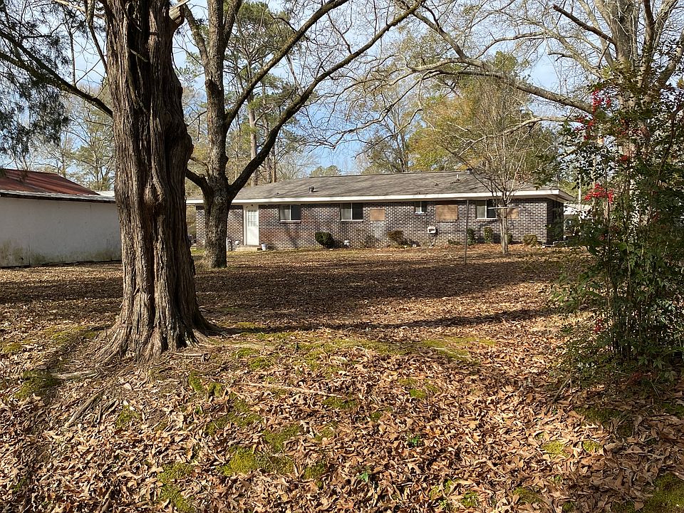 2nd image of 109 Hamilton Dr