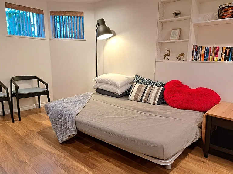 5026 Dominion St #BASEMENT — Photo 3